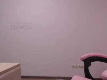 Bongacams Free Porn Cam of --Your-Dream--