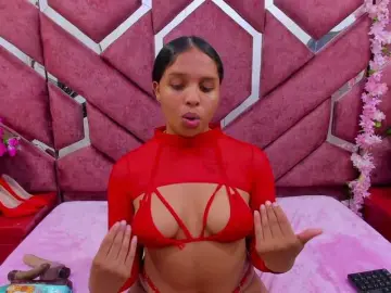 Bongacams Free Live Porn of SquirtDirty