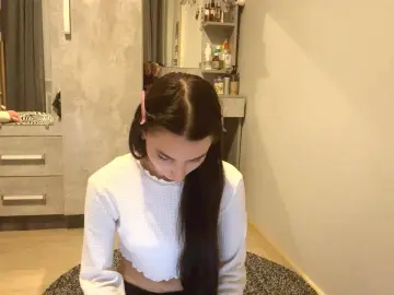 Cam4 Free Live Porn of LashellBarrick