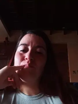 Cam4 Free Live Porn of lunara_hot