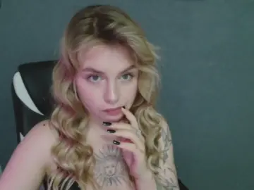 Cam4 Live Sex of BlondyFox