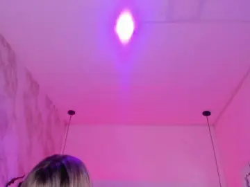 Cam4 Best live sex cam show of ZharaLux