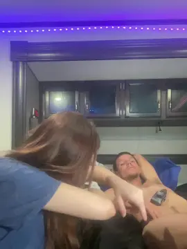 Cam4 Live Sex of FAVbbyMAMAZ03