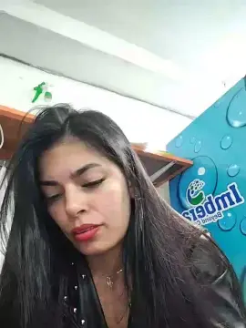 Cam4 Sex Chat of Estefanii_R
