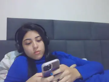Cam4 Nude Webcam of lariarrudinha
