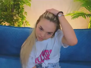 Cam4 Free Live Porn of PattyHuge