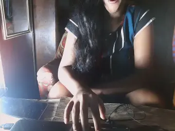 Cam4 Private Sex Chat of Poonam_001
