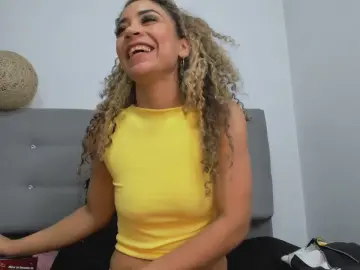 Cam4 Free Live Porn of Kylie_Jen