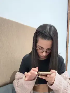 Cam4 Live Sex Cam of Morenita_gtv