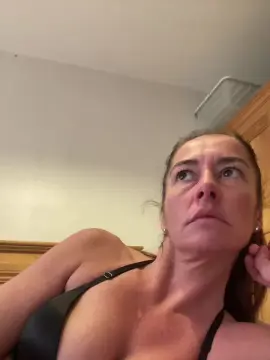 Cam4 Nude Webcam of HottyJC
