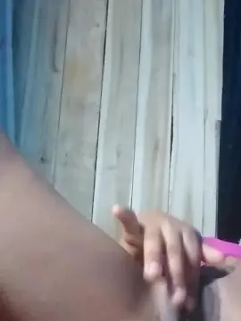 Cam4 Nude Webcam of valerie72