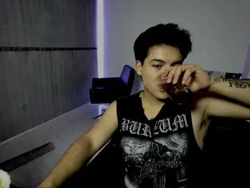 Cam4 Adult Webcam of RoseandViktor23