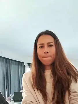 Cam4 Nude Webcam of BellaBelll