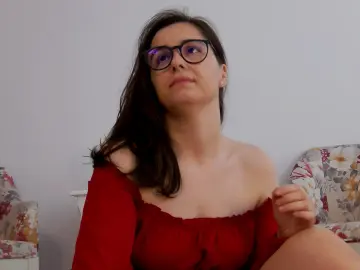 Cam4 Free Live Porn of SophieeeRain