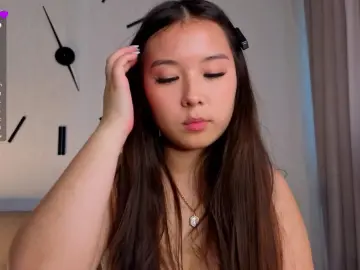 Cam4 Free Live Porn of JoanieChelf