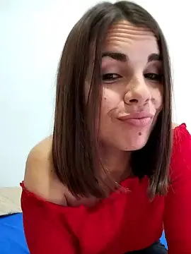 Cam4 Sex Cam of Desiree025