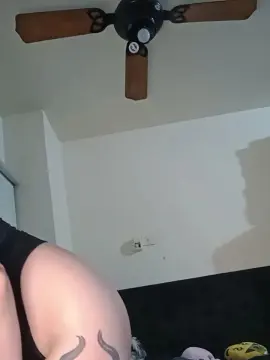 Cam4 Live Sex of DarkWolf689