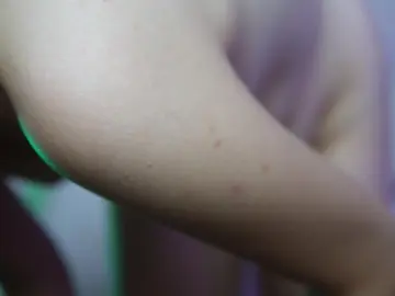Cam4 Free Live Porn of ArielleParis