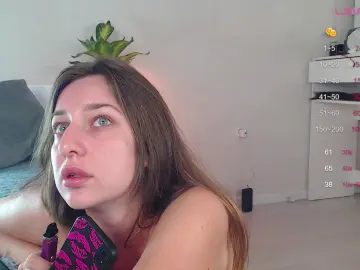 Cam4 Free Live Porn of _halllseyyy_