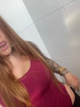 Cam4 Free Live Porn of moniks1