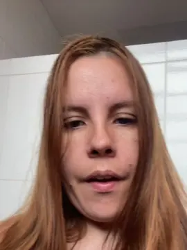 Cam4 Live Porn of moniks1