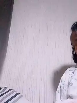 Cam4 Free Live Porn of Elisah7