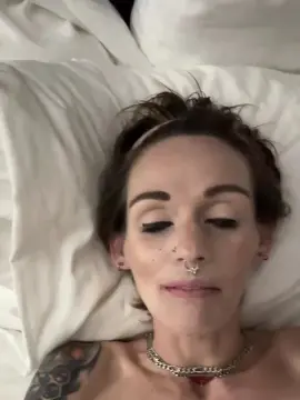 Cam4 Sex Cam of Leah_Marie3345