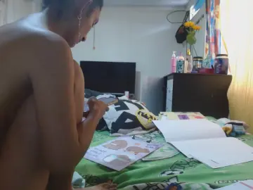 Cam4 Free Live Porn of heyssii19