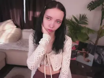 Cam4 Free Live Porn of DarelleEady