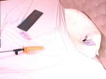 Cam4 Live Sex of JustinaLeski