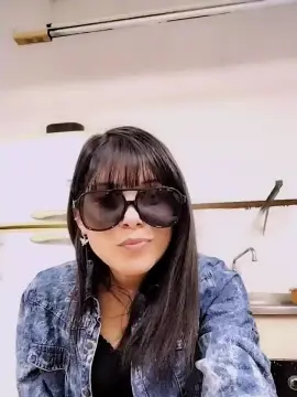 Cam4 Free Live Porn of jesnic4