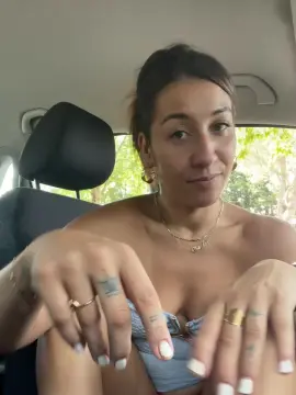 Cam4 Live Sex of Lyly_laurensaa