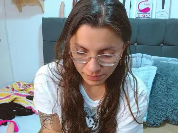 Cam4 Adult Webcams of kharlamorrys_