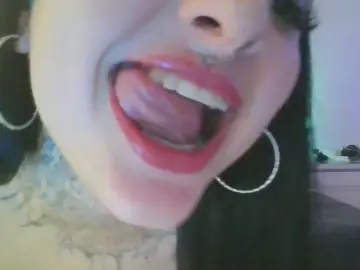 Cam4 Watch Live Sex Cams of RikalikeKeta