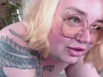 Cam4 Free Porn Cam of ZaraReignn