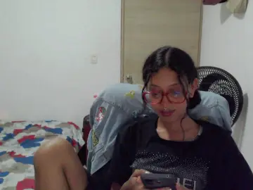 Cam4 Free Porn Cam of _Hibrida_