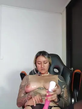 Cam4 Free Live Porn of Kitty_goddess