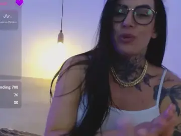 Cam4 Live Porn of casalmarombahot