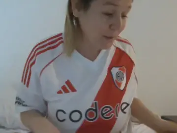 Cam4 Live Porn of mieldulcexx