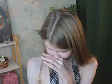Cam4 Free Porn Cam of CloverChapel