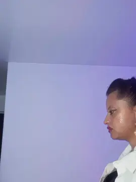 Cam4 Free Live Porn of SoffyLovee
