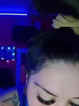 Cam4 Live Sex Cam of LUIANA69