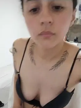 Cam4 Watch Live Sex Cams of latina120