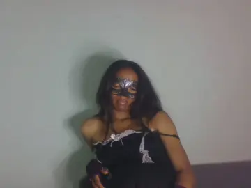 Cam4 Live Sex of tinah3