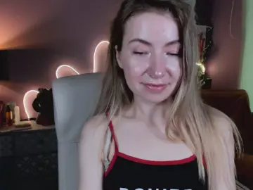 Cam4 Watch Live Sex Cams of miax_desire