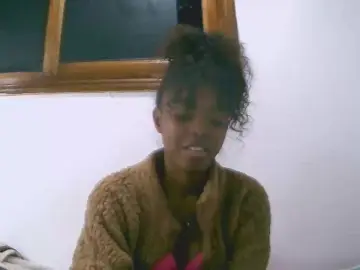 Cam4 Live Porn of sexydolls5