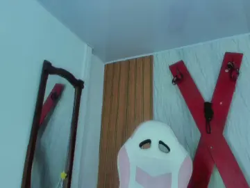 Cam4 Live Sex of daphneandrade