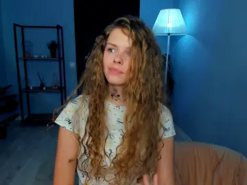 Cam4 Free Porn Cam of FalineCleverley