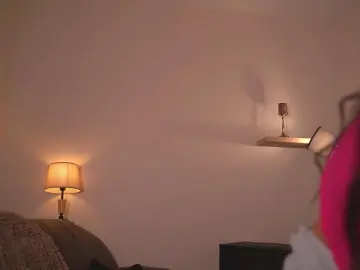 Cam4 Watch Live Sex Cams of OdetteAllenson