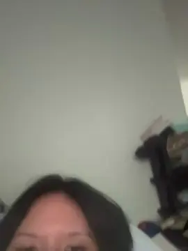 Cam4 Free Live Porn of Curvyann